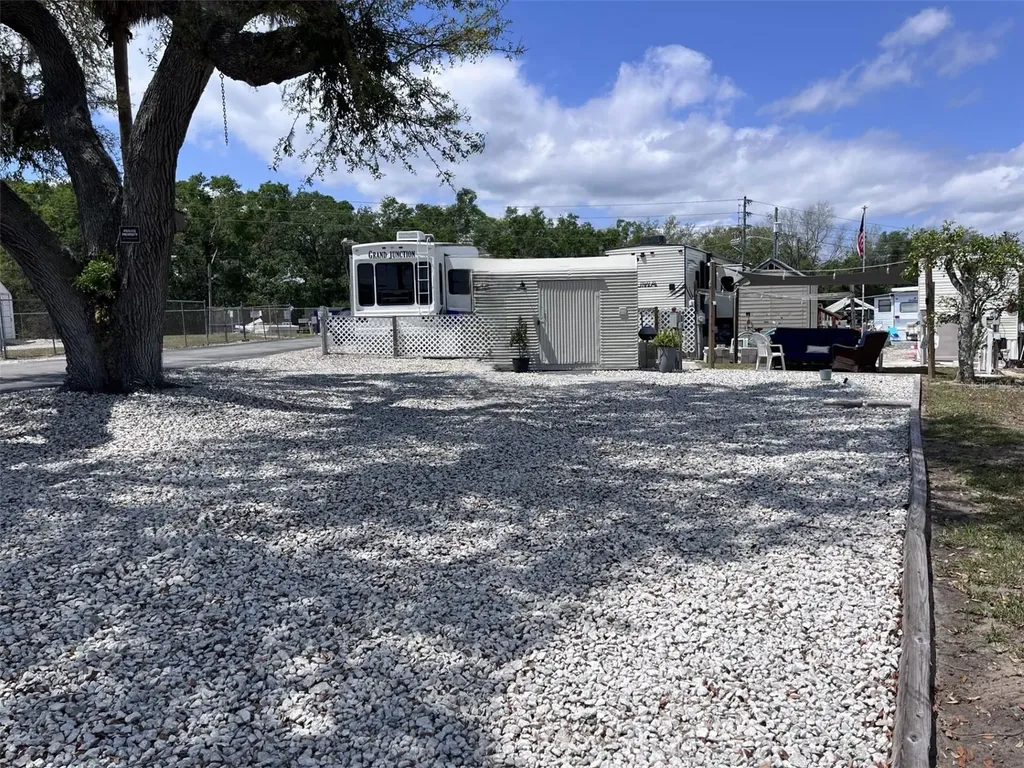 38201 Magpie Way Leesburg FL 34788