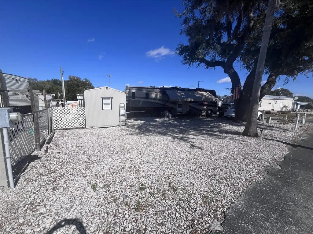 38201 Magpie Way Leesburg FL 34788