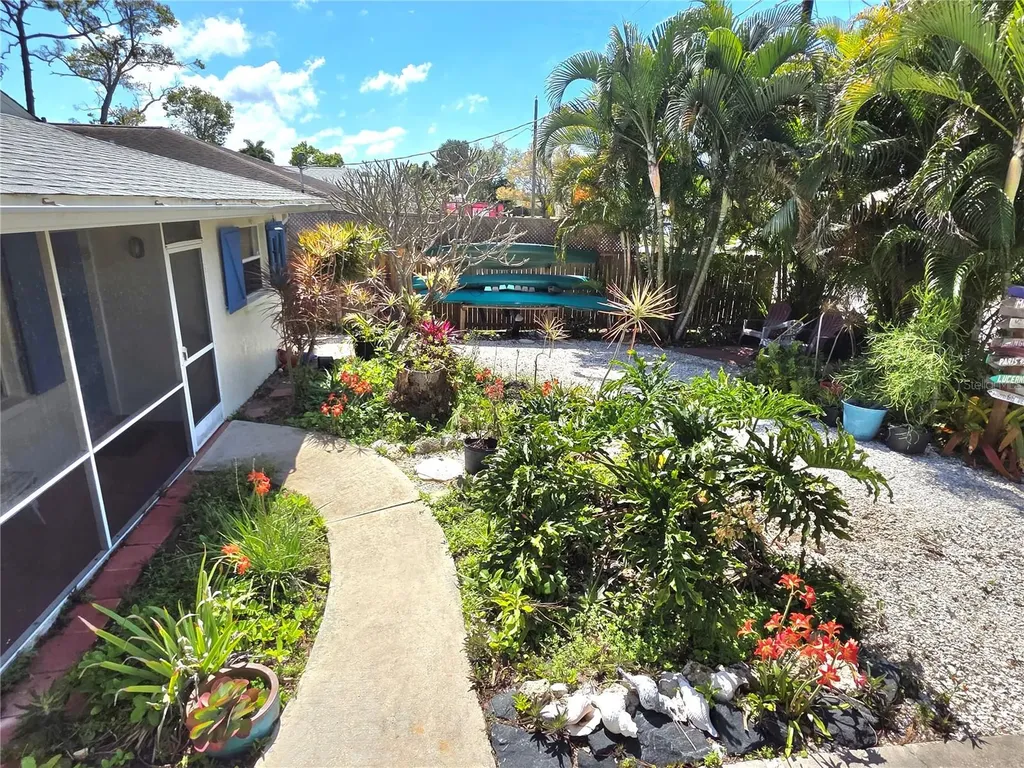 4527 Pike Avenue Sarasota FL 34233