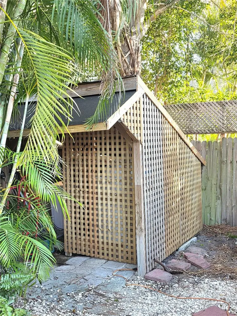 4527 Pike Avenue Sarasota FL 34233
