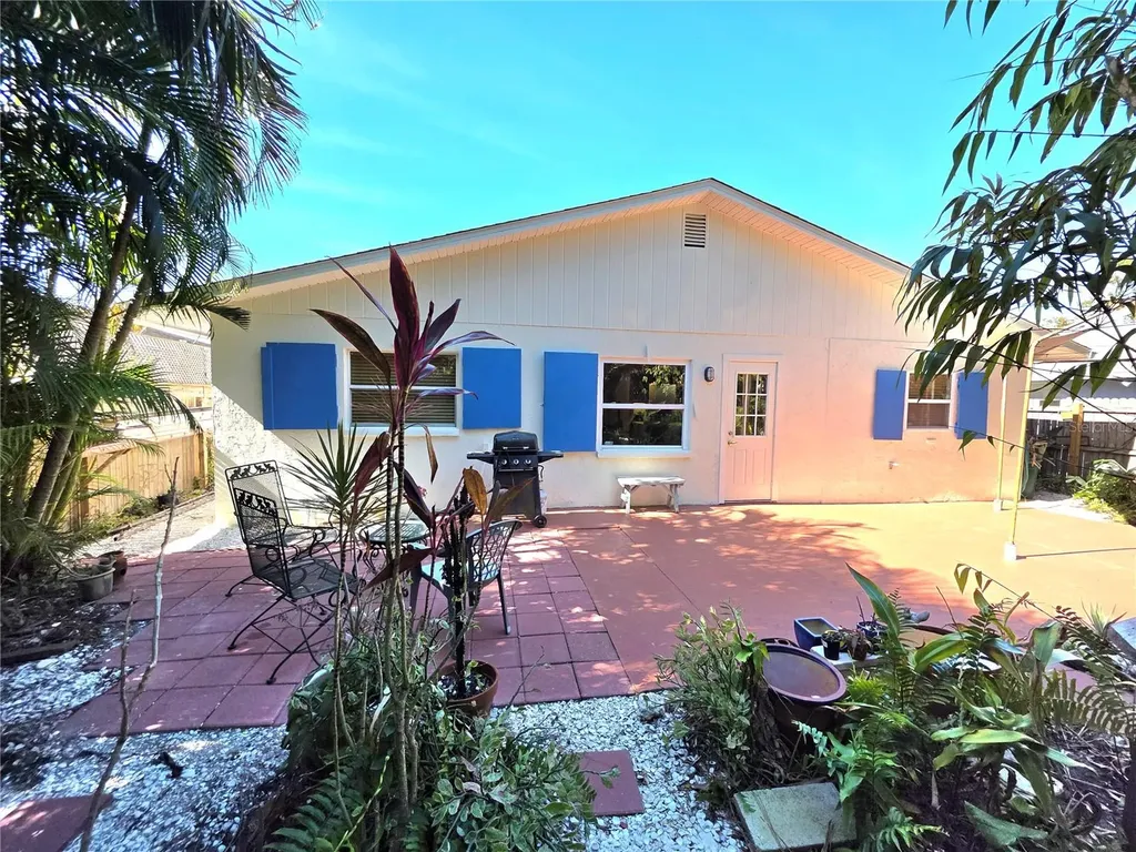 4527 Pike Avenue Sarasota FL 34233