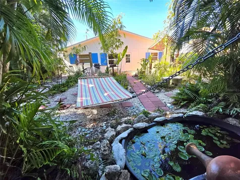 4527 Pike Avenue Sarasota FL 34233