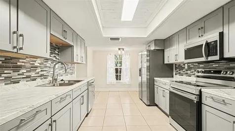 1277 N Seagull Point Crystal River FL 34429