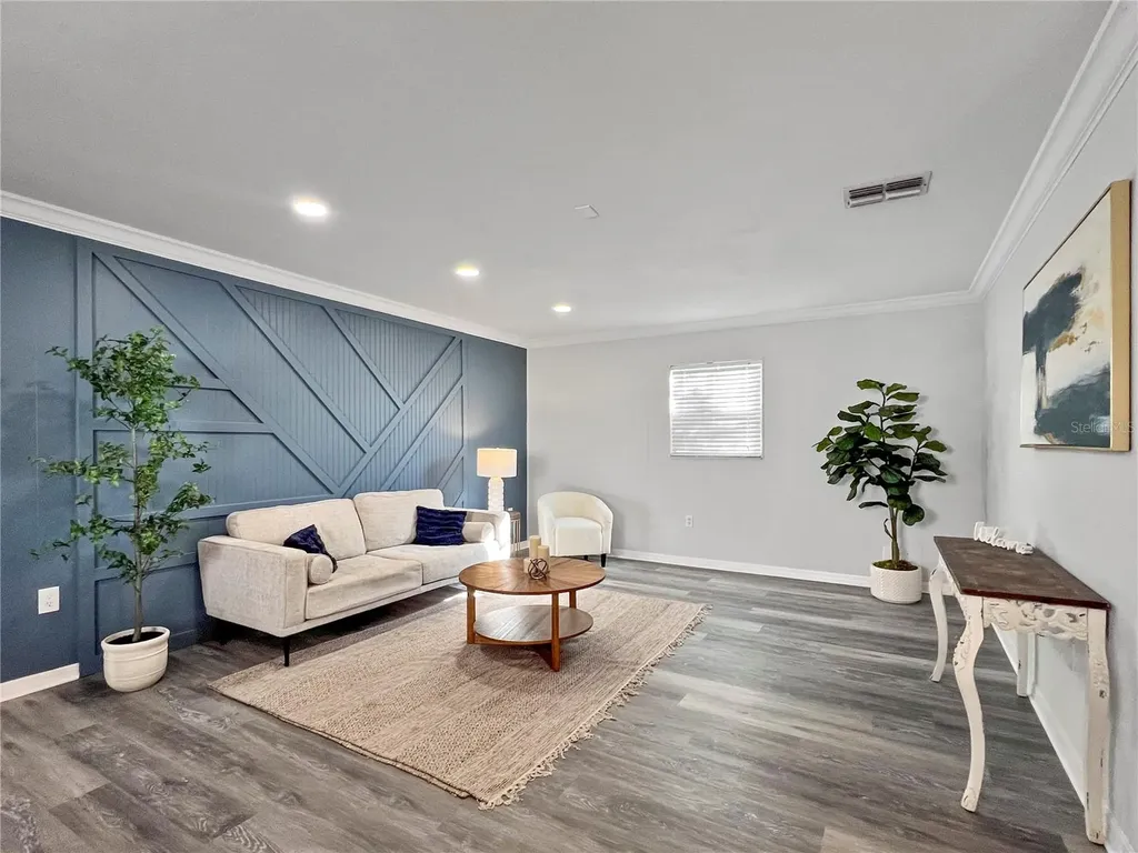 1008 37th Street W Bradenton FL 34205