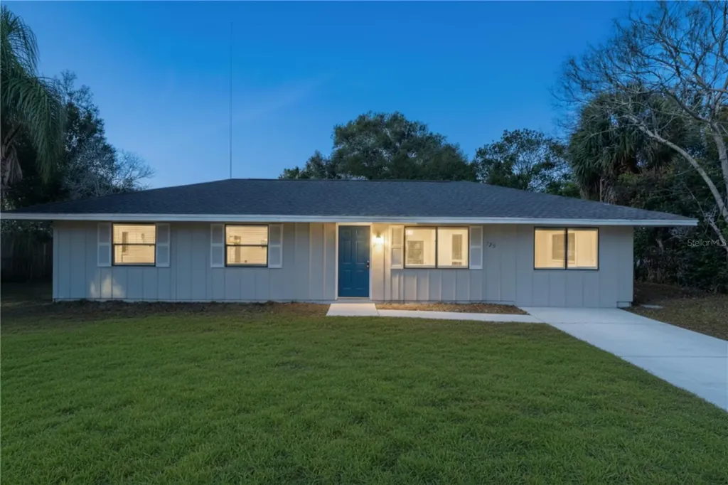 725 Third Street Orange City FL 32763