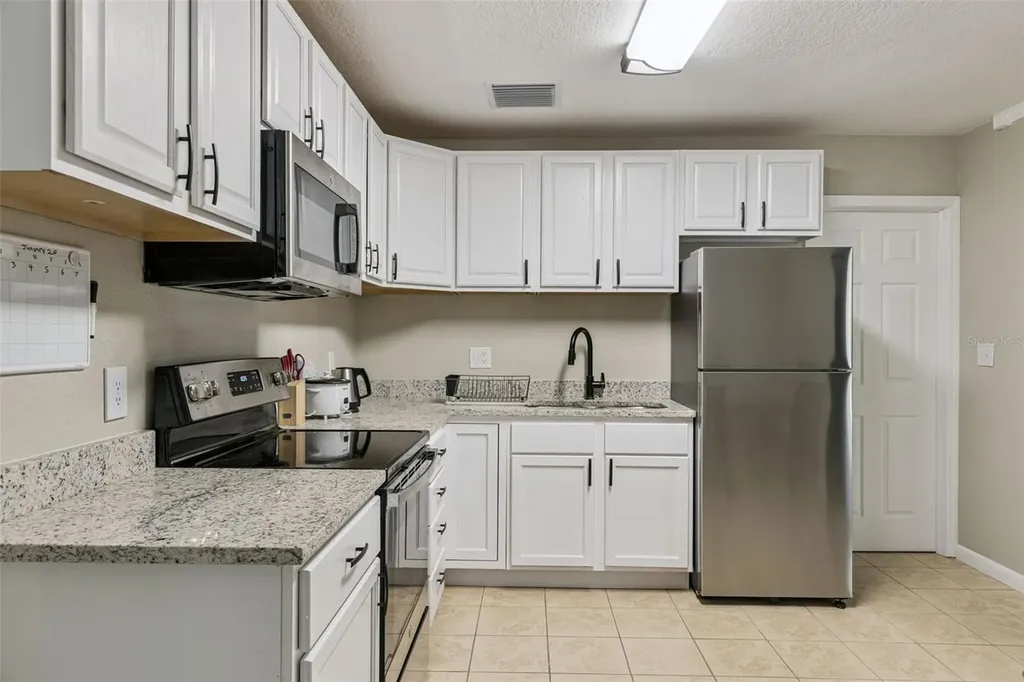 725 Third Street Orange City FL 32763