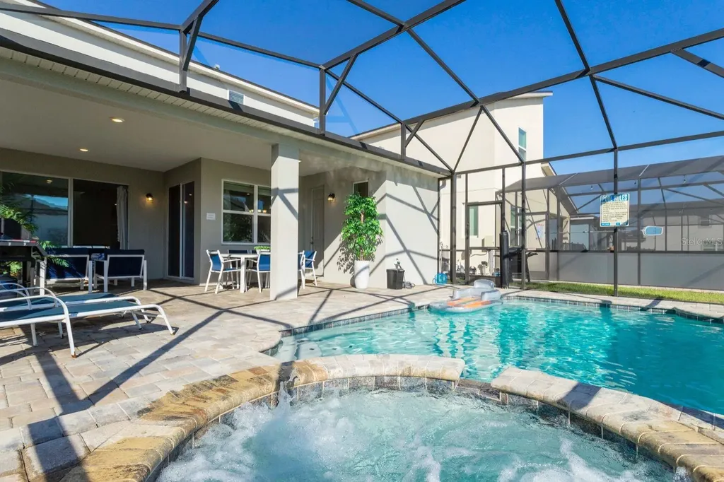 8995 Amelia Downs Trail Kissimmee FL 34747