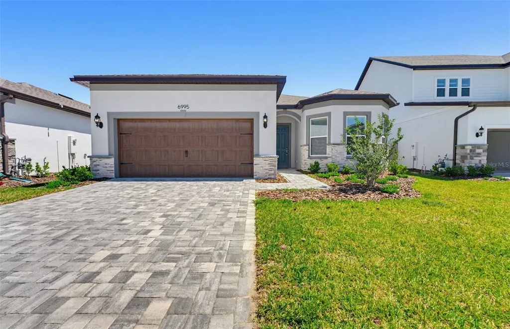 6995 Depue Drive Wesley Chapel FL 33545