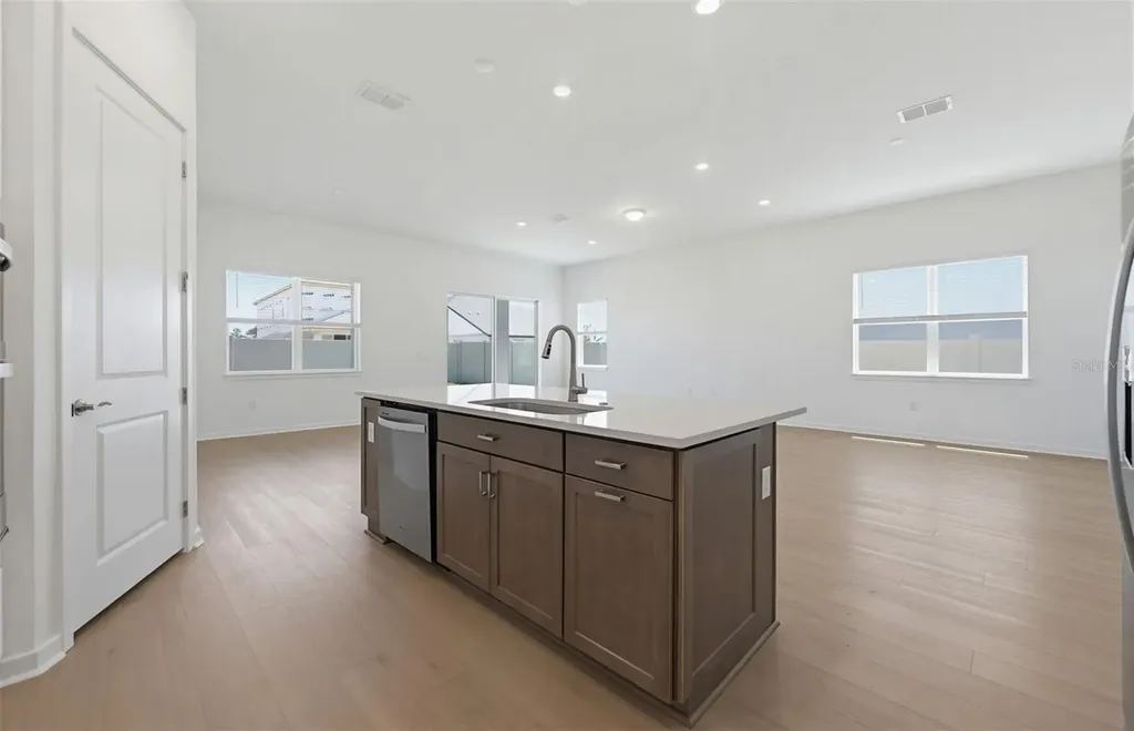 6995 Depue Drive Wesley Chapel FL 33545