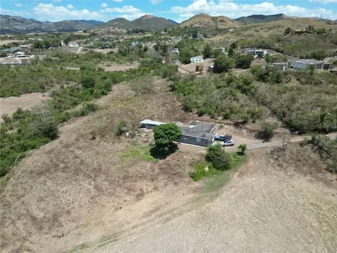 14 Los Llanos Ward Coamo PR 00769