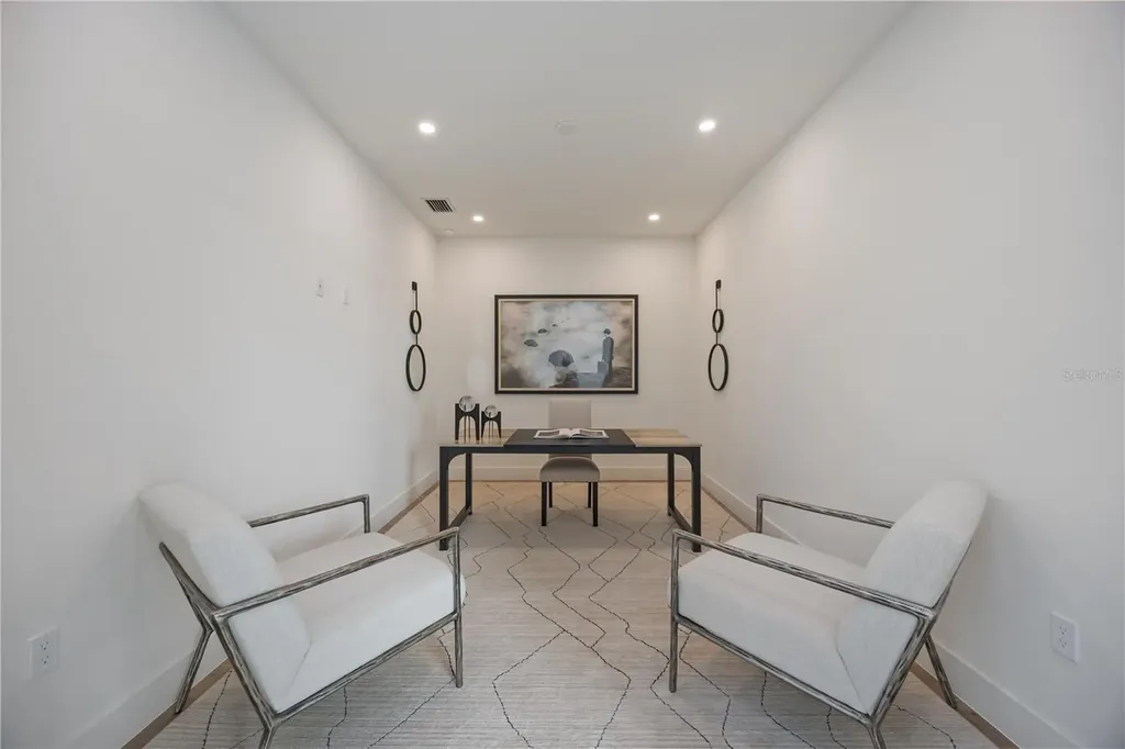 2590 Floyd Street Sarasota FL 34239