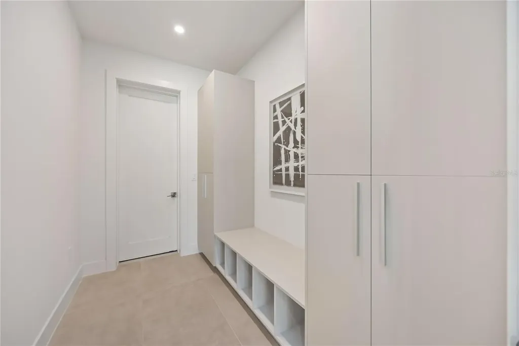 2590 Floyd Street Sarasota FL 34239
