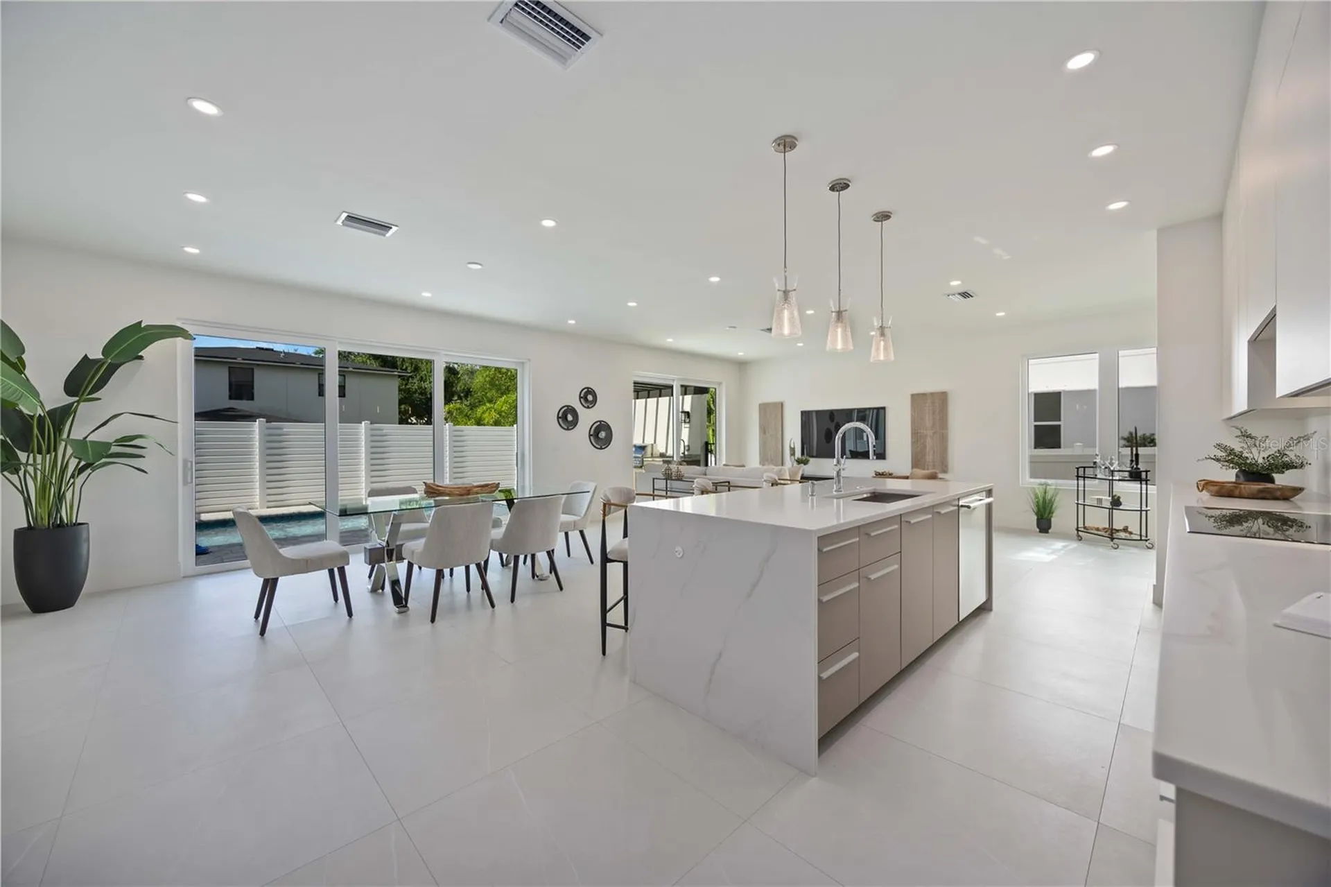 2590 Floyd Street Sarasota FL 34239