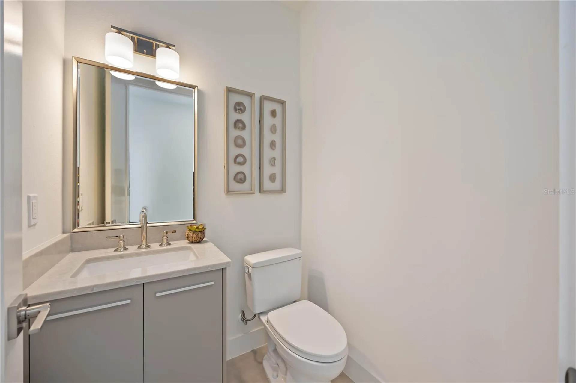 2590 Floyd Street Sarasota FL 34239