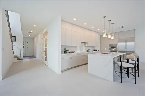 2590 Floyd Street Sarasota FL 34239