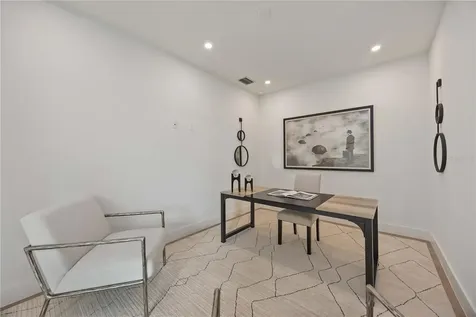 2590 Floyd Street Sarasota FL 34239