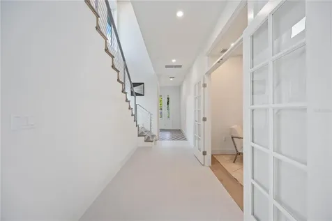 2590 Floyd Street Sarasota FL 34239