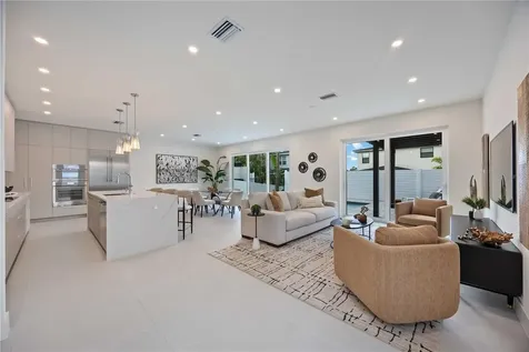 2590 Floyd Street Sarasota FL 34239