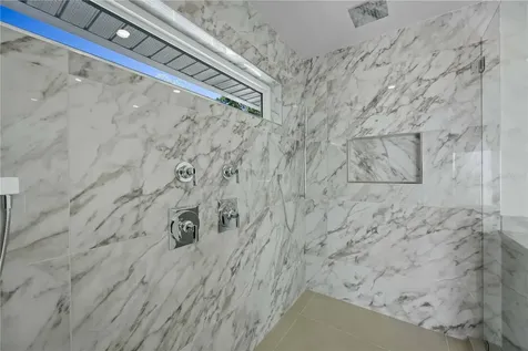 2590 Floyd Street Sarasota FL 34239