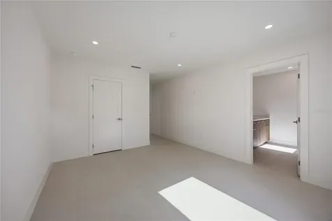 2590 Floyd Street Sarasota FL 34239