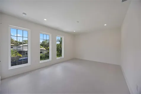 2590 Floyd Street Sarasota FL 34239