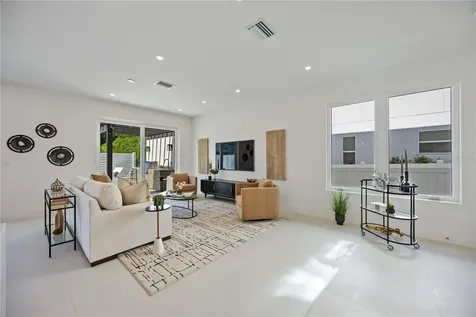 2590 Floyd Street Sarasota FL 34239