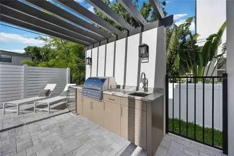 2590 Floyd Street Sarasota FL 34239