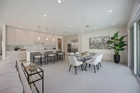 2590 Floyd Street Sarasota FL 34239