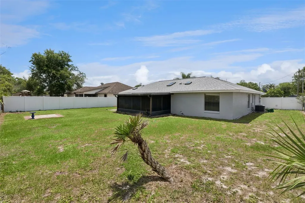 942 Windbrook Drive Deltona FL 32725