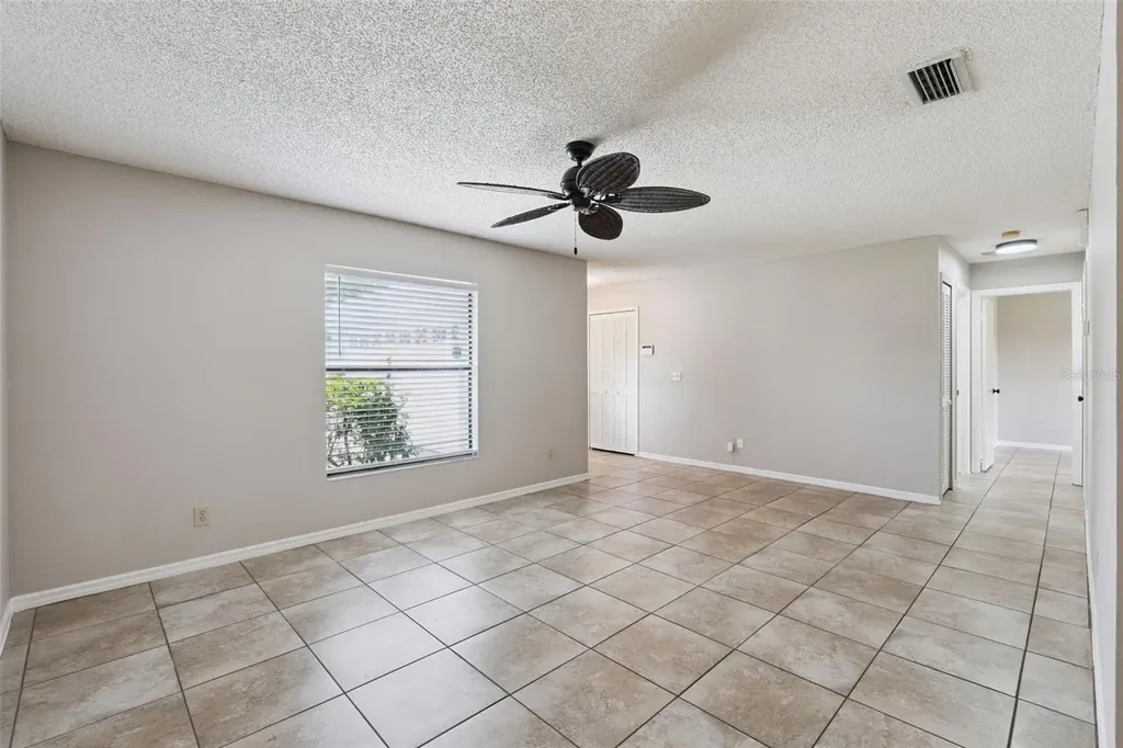 942 Windbrook Drive Deltona FL 32725
