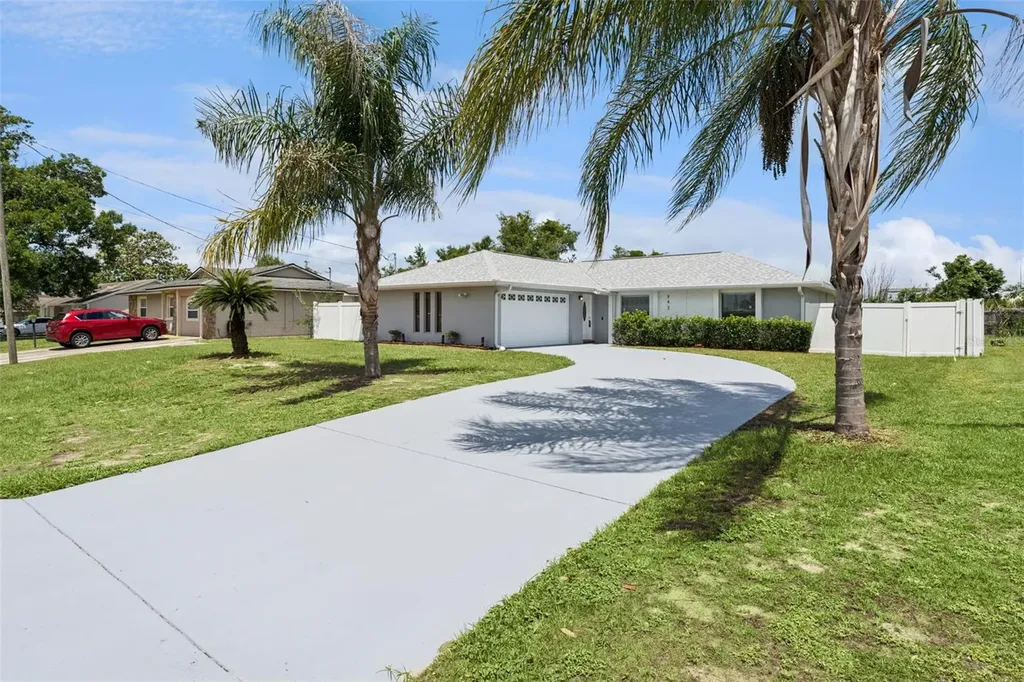 942 Windbrook Drive Deltona FL 32725