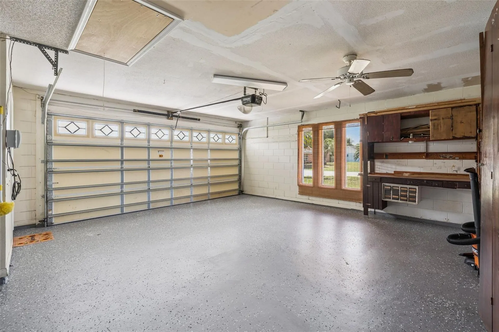 942 Windbrook Drive Deltona FL 32725