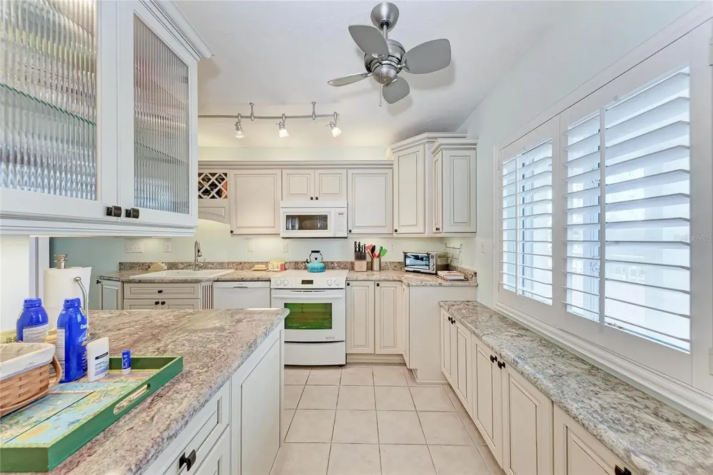 5200 Gulf Drive Holmes Beach FL 34217