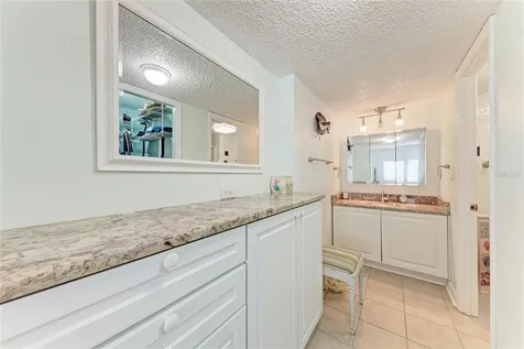 5200 Gulf Drive Holmes Beach FL 34217