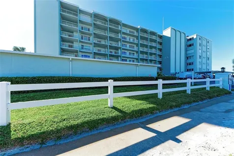 5200 Gulf Drive Holmes Beach FL 34217