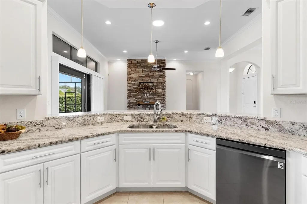 39513 Hillrise Lane Lady Lake FL 32159