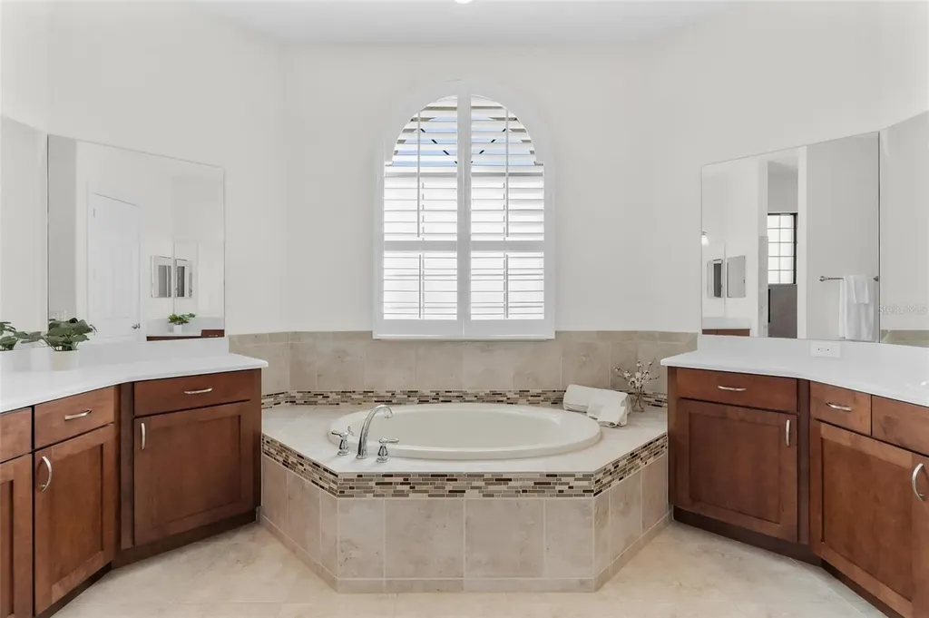39513 Hillrise Lane Lady Lake FL 32159