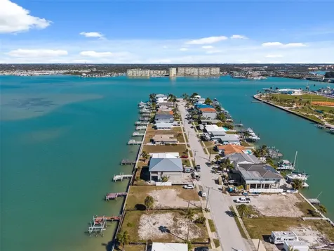 15307 Harbor Drive Madeira Beach FL 33708