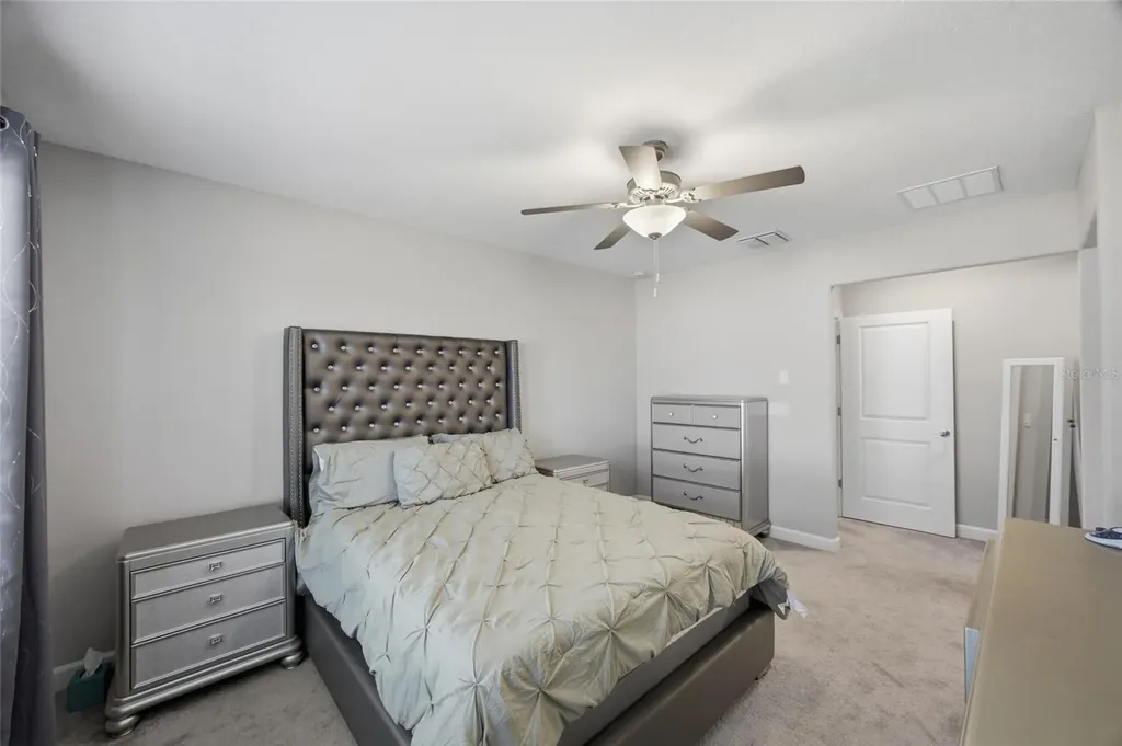 10162 Echo Dock Loop San Antonio FL 33576