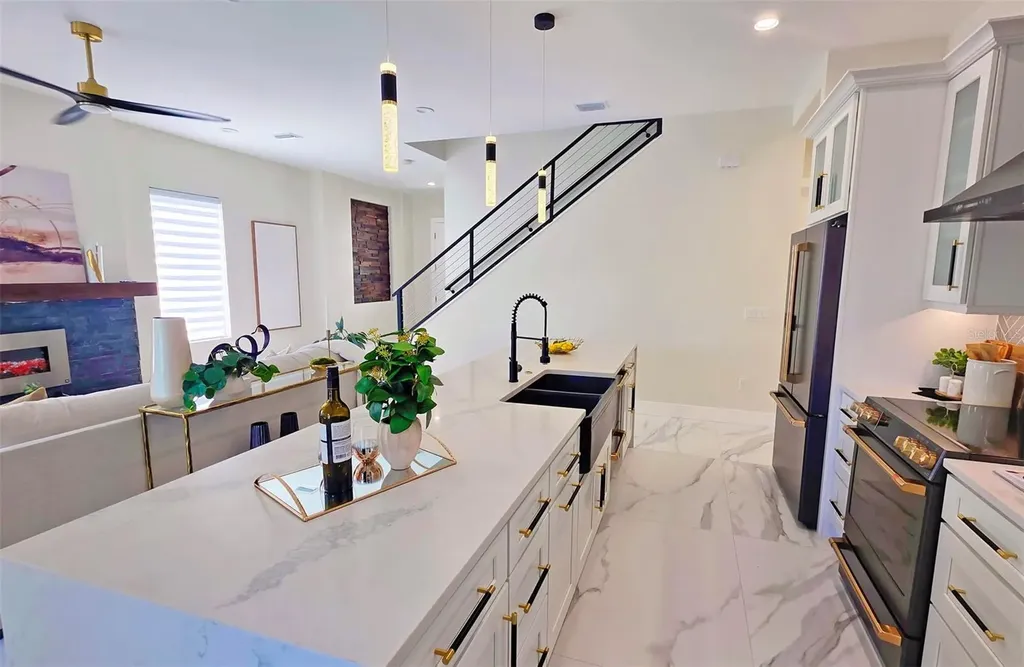 1156 Cocoanut Avenue Sarasota FL 34236