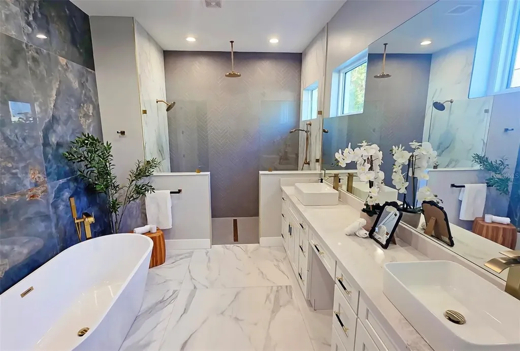 1156 Cocoanut Avenue Sarasota FL 34236