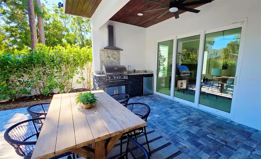 1156 Cocoanut Avenue Sarasota FL 34236