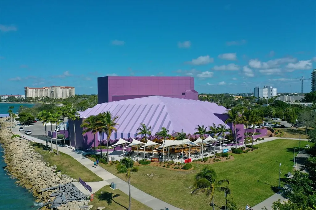 1156 Cocoanut Avenue Sarasota FL 34236