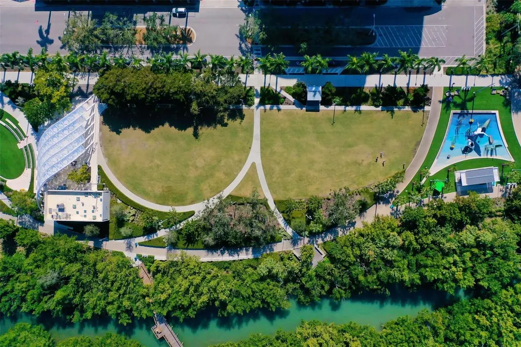 1156 Cocoanut Avenue Sarasota FL 34236