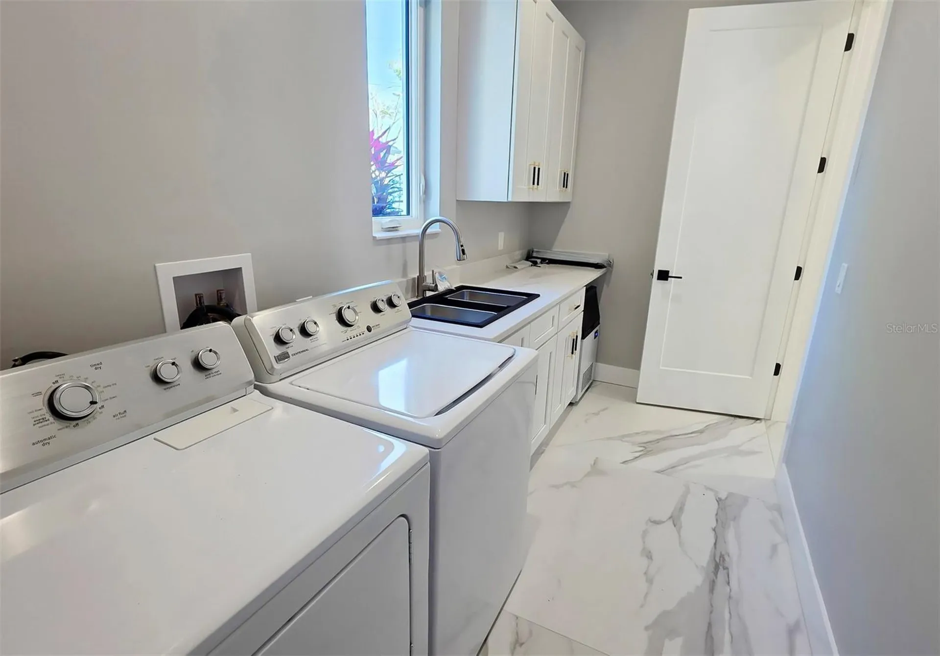 1156 Cocoanut Avenue Sarasota FL 34236