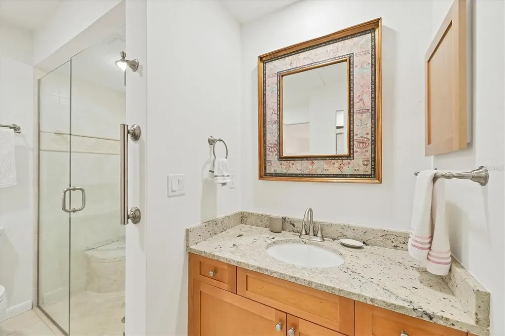 5222 Myrtle Wood Sarasota FL 34235