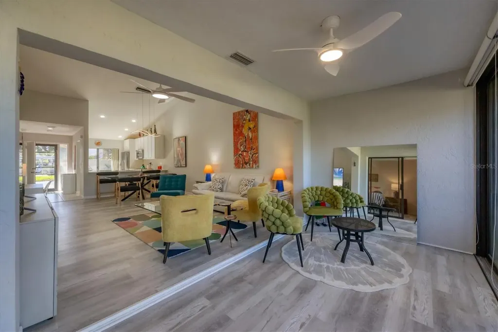 5222 Myrtle Wood Sarasota FL 34235