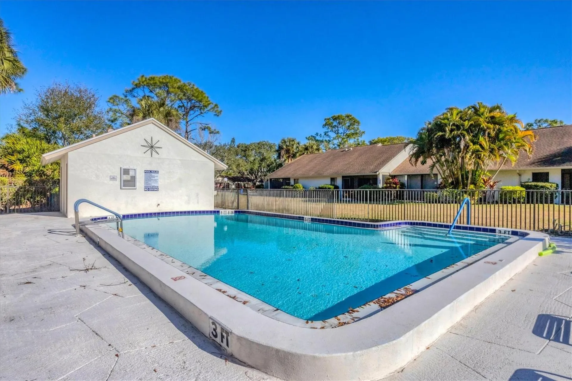 5222 Myrtle Wood Sarasota FL 34235