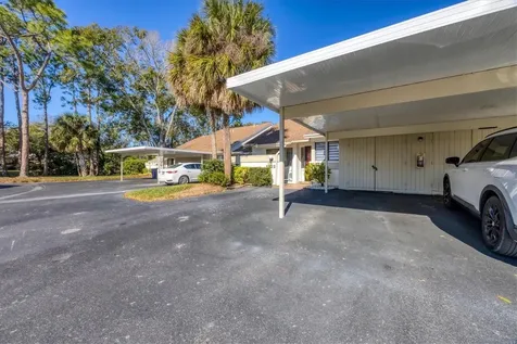 5222 Myrtle Wood Sarasota FL 34235