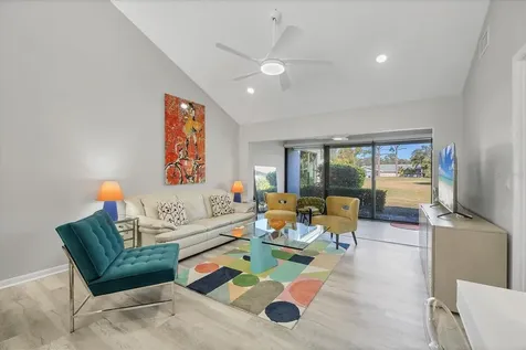 5222 Myrtle Wood Sarasota FL 34235